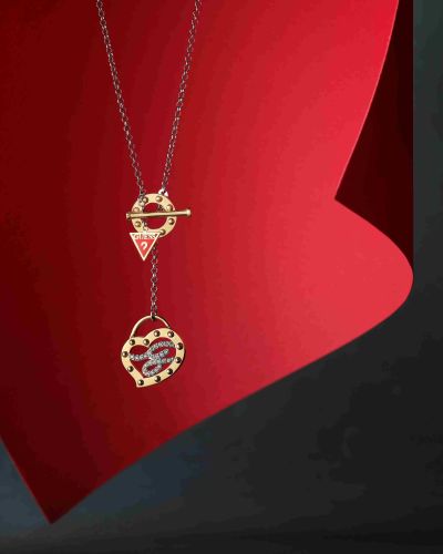 showcases a layered charm-style